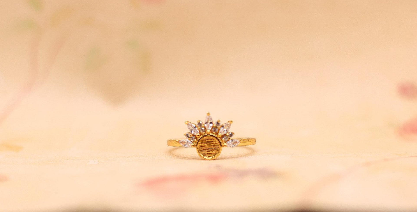Women's Rising Sun 18k Gold Vermeil Ring Featuring Fabric From Authentic Elvis Owned Clothing Swatch With Letter of Authenticity