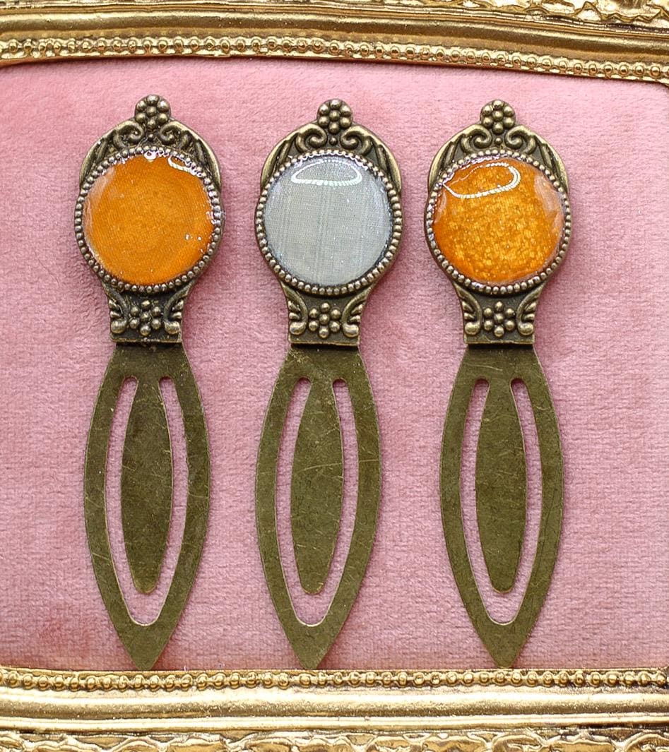 Antique Bronze Bookmark Featuring Fabric From Elvis Owned Clothing With Letter Of Authenticity