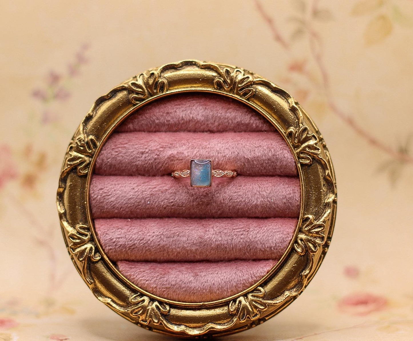 Women's Elvis Owned Clothing Swatch Ring With Letter of Authenticity