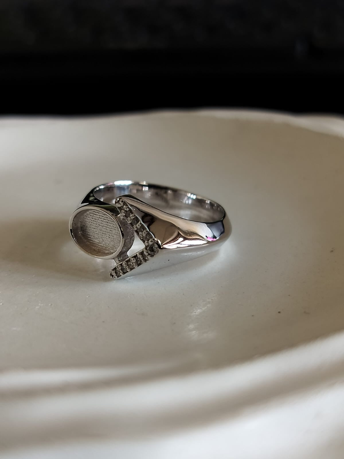 The 68 Special Collection-Women’s Vermeil Ring Featuring Fabric From Elvis Owned Clothing With Letter of Authenticity