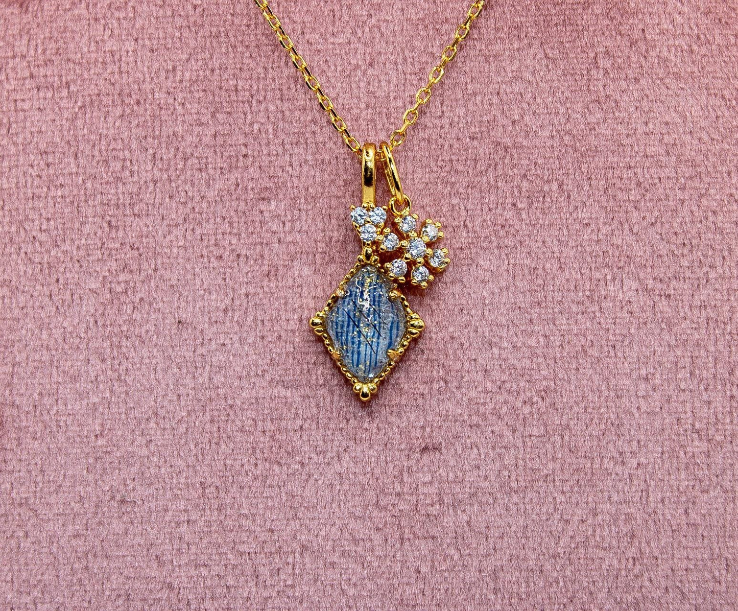 Vintage Style Gold Plated Pendant Necklace Featuring Fabric From Elvis Owned Clothing With Letter of Authenticity