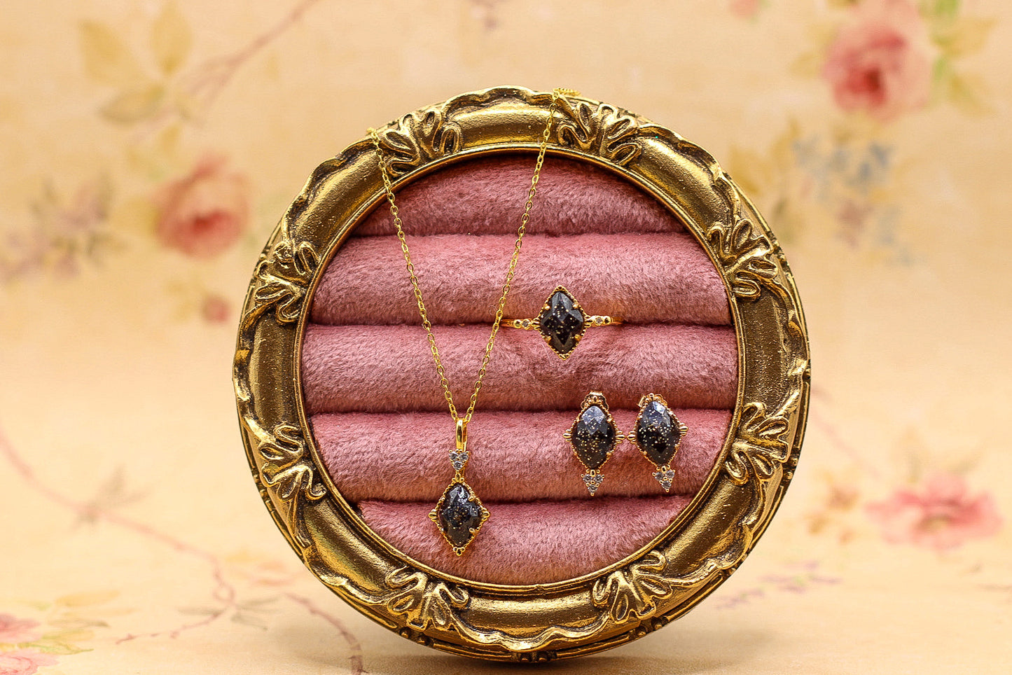 Vintage Style Gold Plated Pendant Necklace Featuring Fabric From Elvis Owned Clothing With Letter of Authenticity