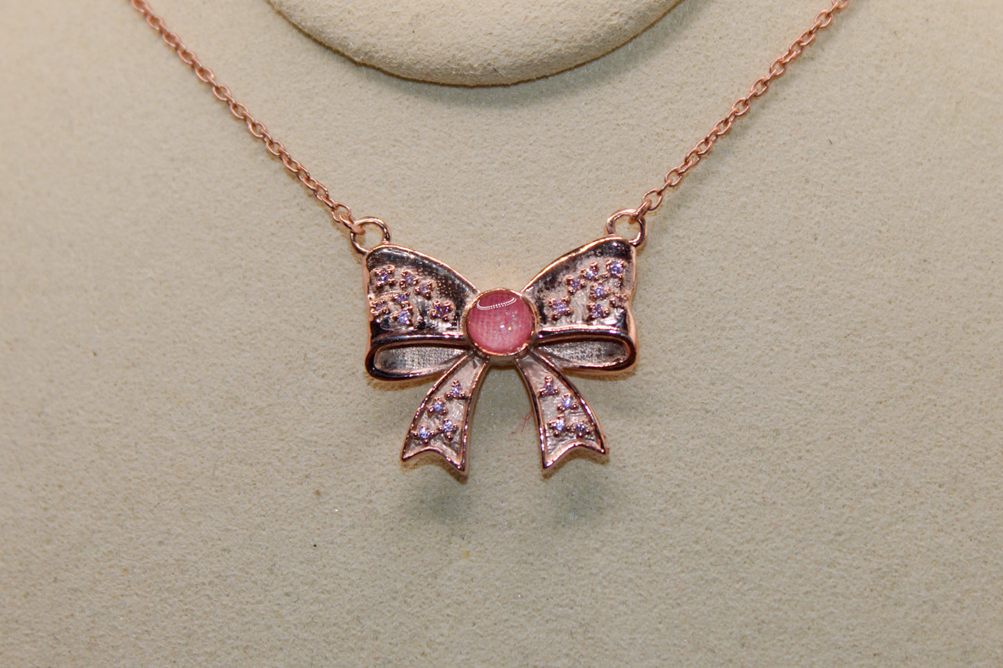 Memphis Belle Bow Pendant- Magnolia