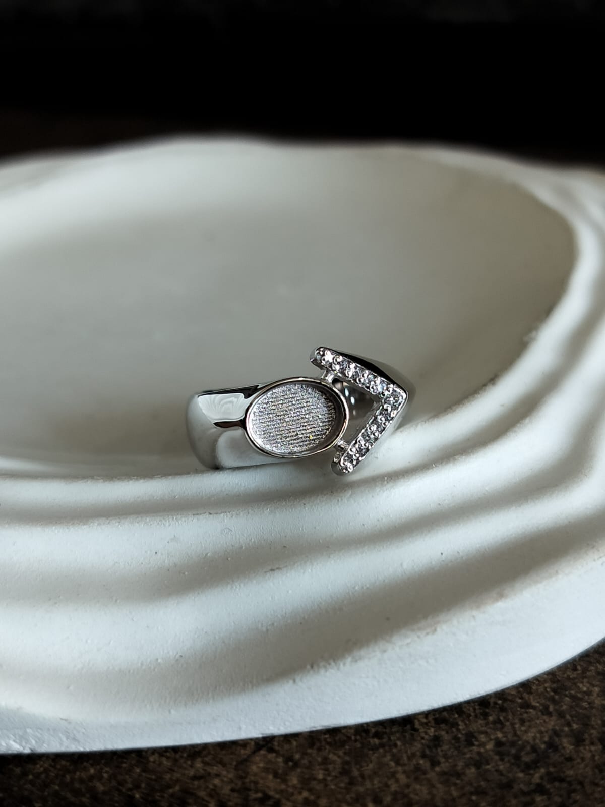 The 68 Special Collection-Men's Vermeil Replica Ring Featuring Fabric From Elvis Owned Clothing With Letter of Authenticity