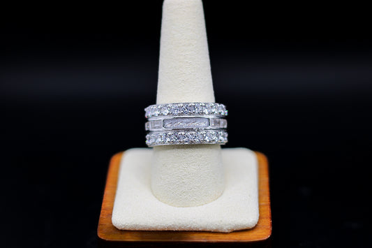 The King's ring featuring fabric from Elvis owned clothing with letter of authenticity