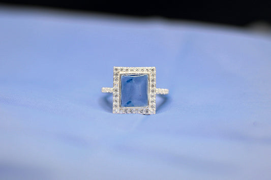 Women’s concert worn scarf ring