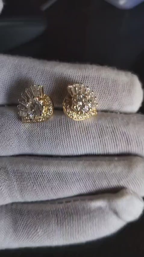 The Satnin' moissanite setting vermeil stud earring